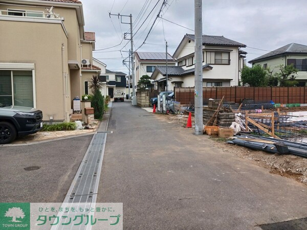 ロビー(駐車場)