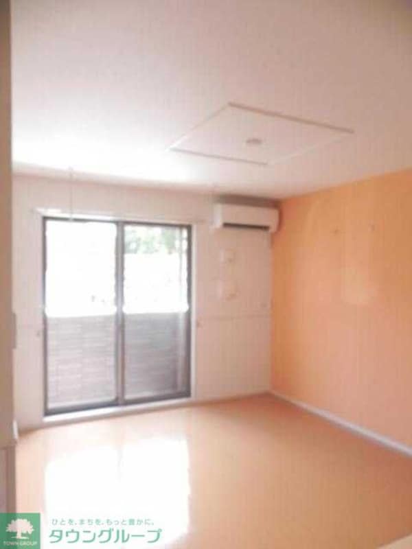 リビング・居室(※別号室参考写真です)