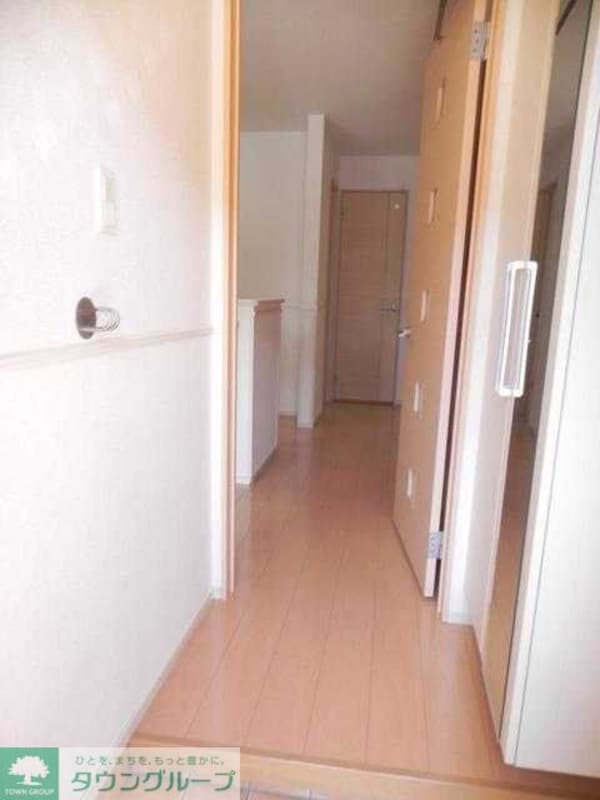 玄関(※別号室参考写真です)