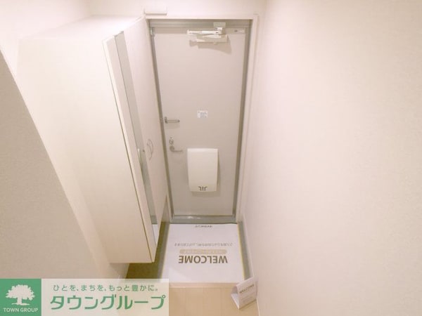 玄関(※別号室参考写真です)