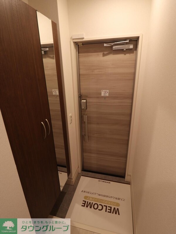 玄関(※別号室参考写真です)