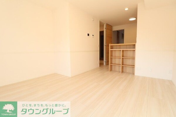 リビング・居室(※別号室参考写真です)