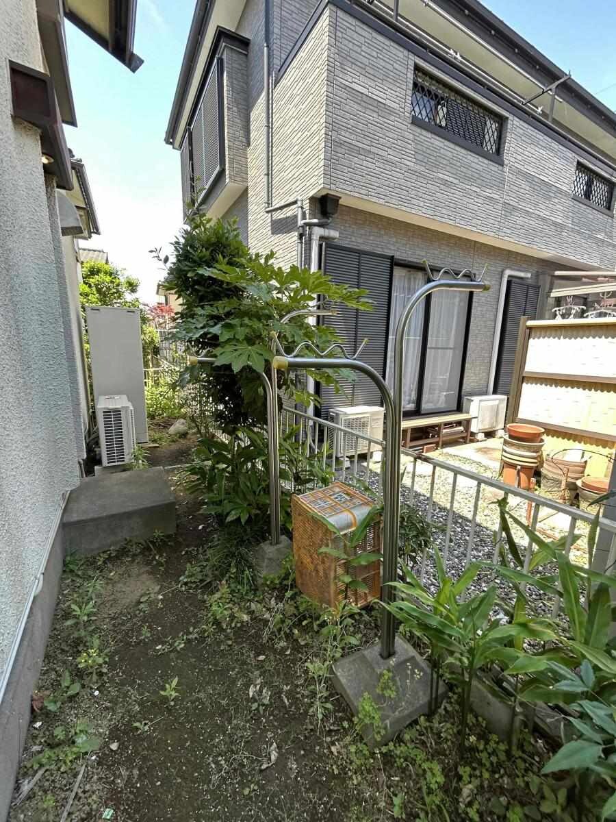 物件内観写真24　(物干しスペース)