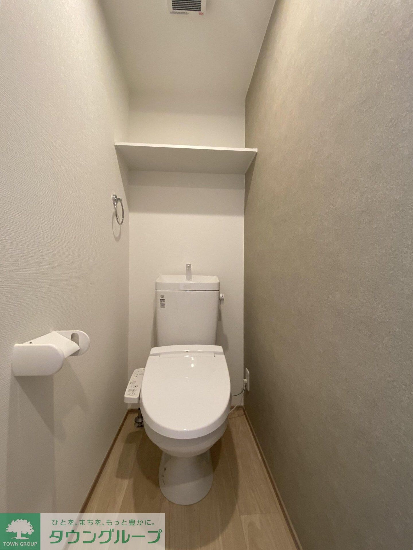 物件内観写真6　(同じ間取りの１階の写真です。)