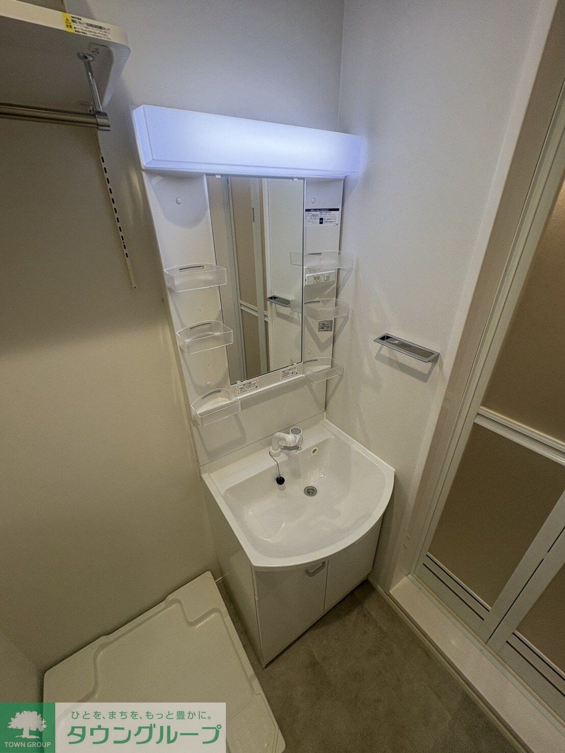 物件内観写真5　(洗面)