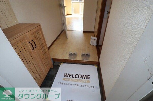 玄関(※別号室参考写真です)