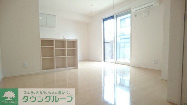 リビング・居室(※別号室参考写真です)