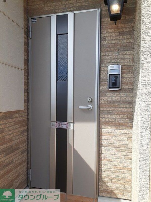 玄関(※別号室参考写真です)