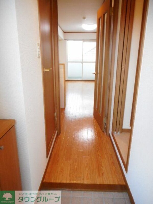 玄関(※別号室参考写真です)