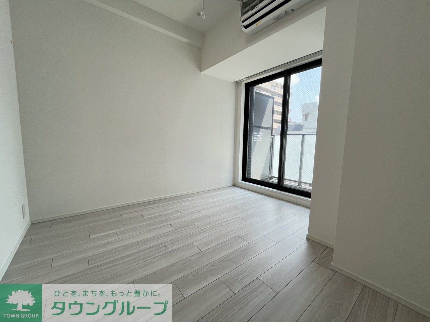 物件内観写真5　(リビング/居室)