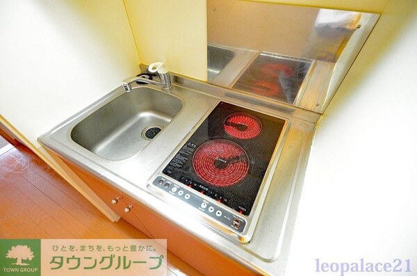 キッチン(同タイプの物件写真となります)