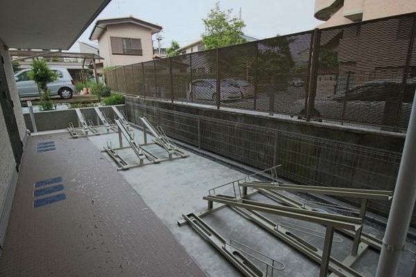 その他(駐輪場)