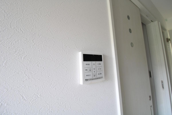 その他(給湯パネルで温度調整楽々)