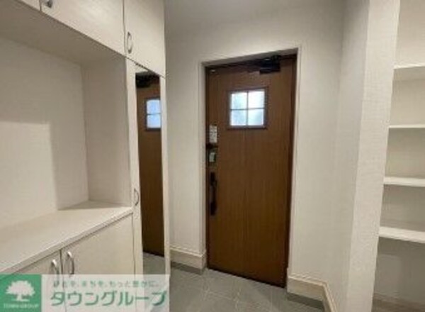玄関(同会社施工イメージ　現状優先)