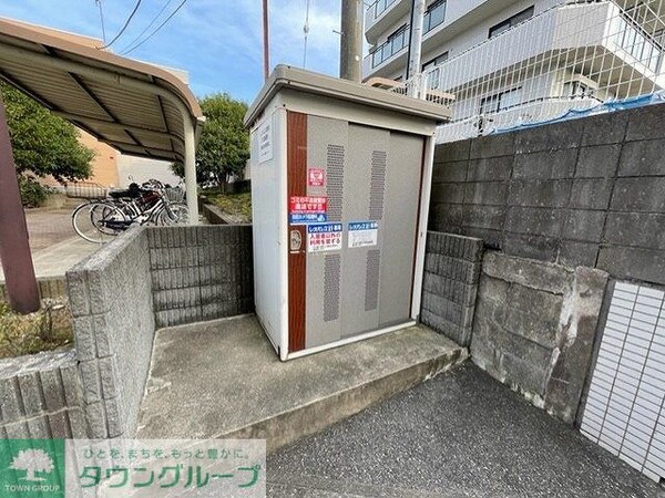 ロビー(ゴミ集積所)