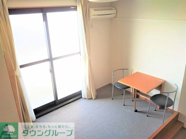 その他室内・内装(カーペット仕様)