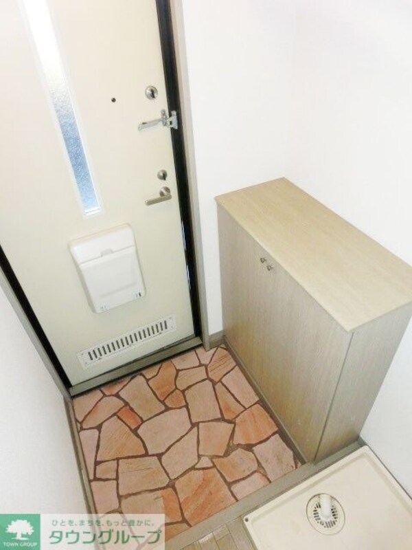 玄関(お部屋探しは【タウンハウジング千葉店】にお任せ下さい♪)