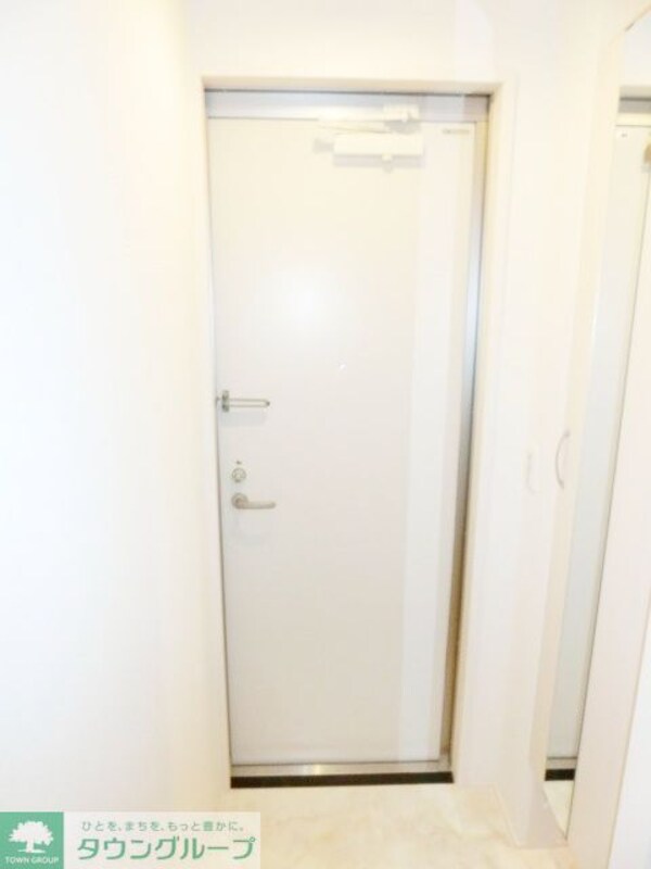 玄関(お部屋探しは【タウンハウジング千葉店】にお任せ下さい♪)