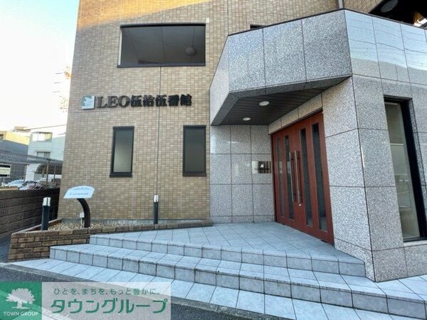 エントランス(エントランス)