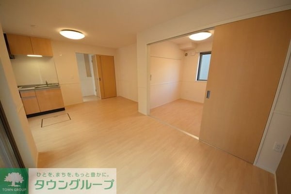 リビング・居室(現地待ち合わせ歓迎♪お問合せはタウンハウジング千葉店まで！)