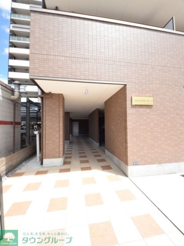 エントランス(お部屋探しは【タウンハウジング千葉店】にお任せ下さい♪)