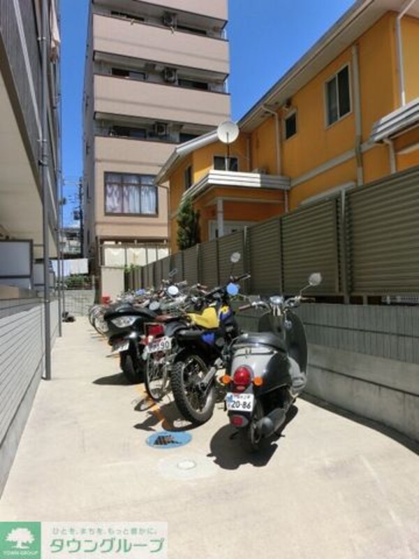 共有部分(自転車置き場)