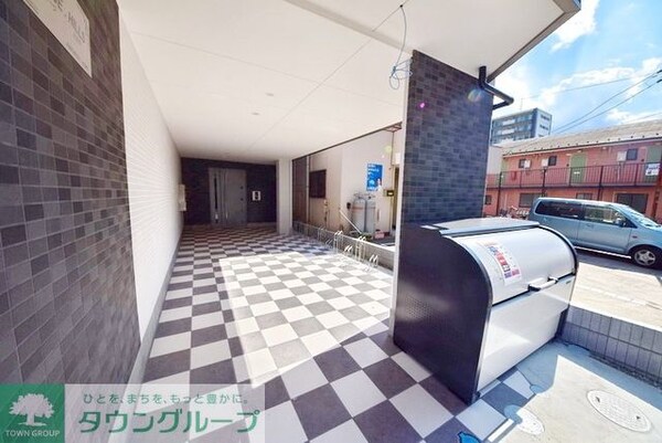 外観(現地待ち合わせ歓迎♪お問合せはタウンハウジングまで！)