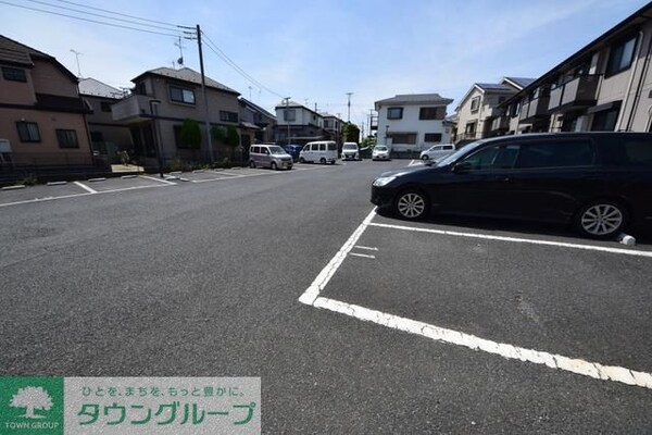 駐車場(駐車場)