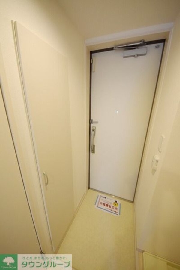 玄関(お部屋探しはタウンハウジング千葉店にお任せ下さい♪)
