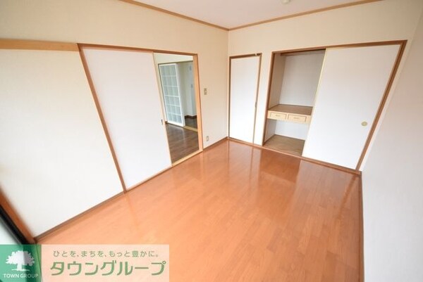 寝室(現地待ち合わせ歓迎♪お問合せはタウンハウジングまで！)
