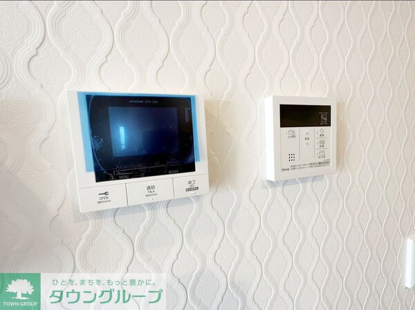 設備(※同間取り別号室写真（床建具の色が異なる場合有）)