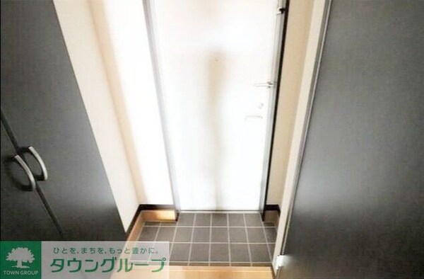 玄関(お問合せはタウンハウジングまで！※現地待合わせ相談可能)