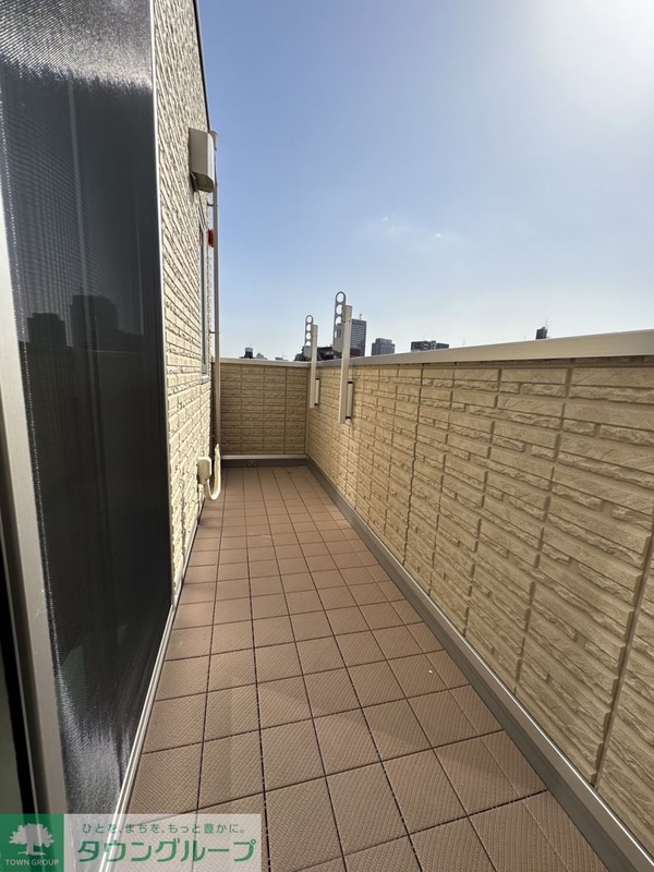 バルコニー(※同間取り別号室写真（床建具の色が異なる場合有）)