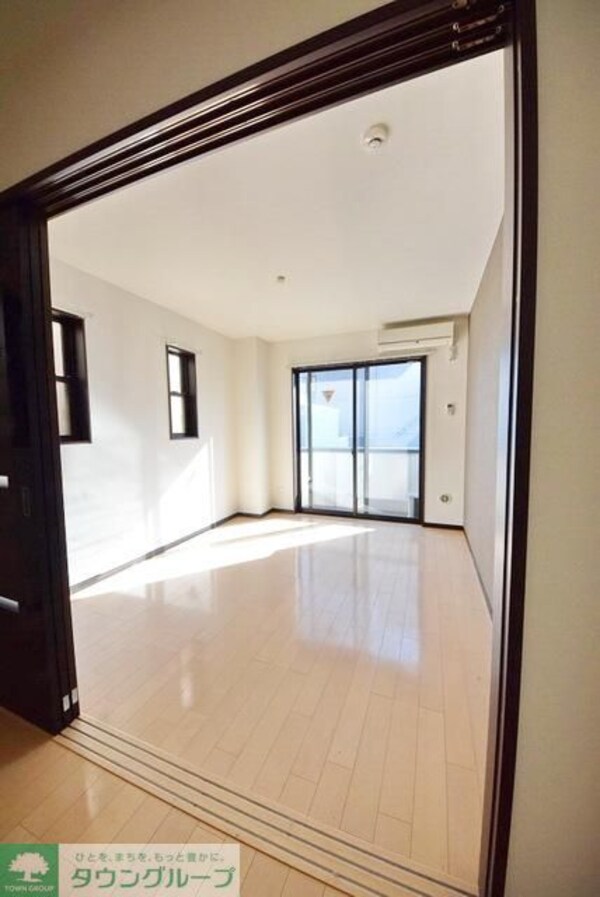 その他室内・内装(明るい陽が差し込みます)