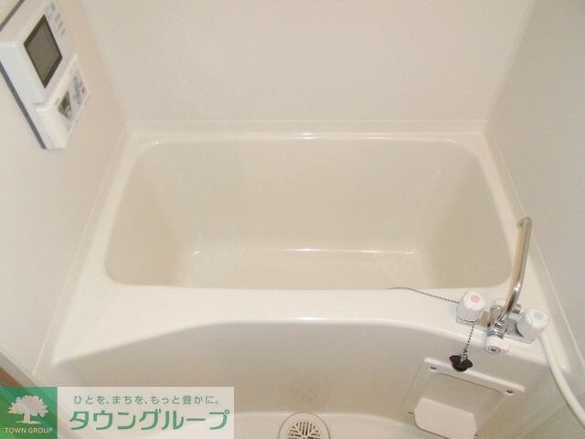 物件内観写真5　(浴室乾燥機つきです)