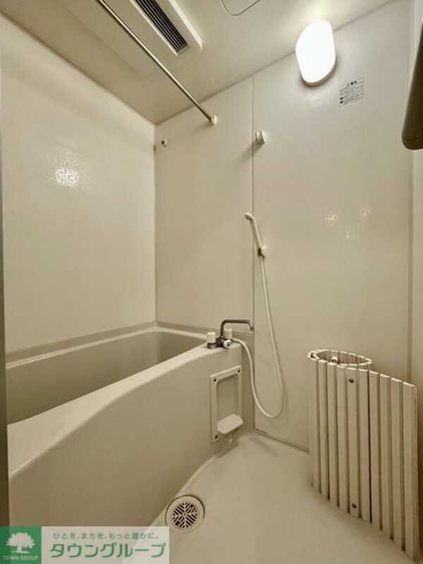 バス／シャワールーム等(305号室参照写真となります。)