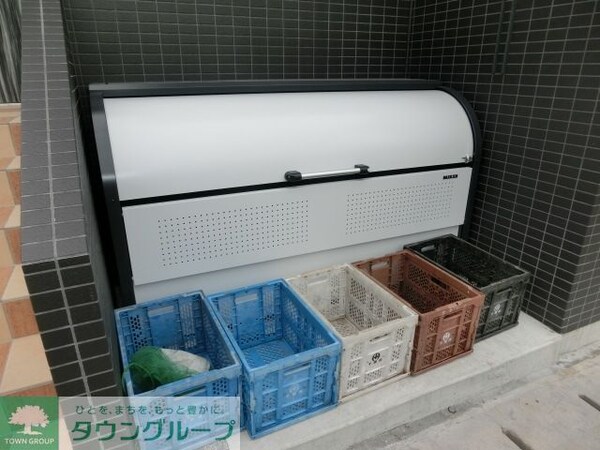 その他(専用敷地内ゴミ捨て場)