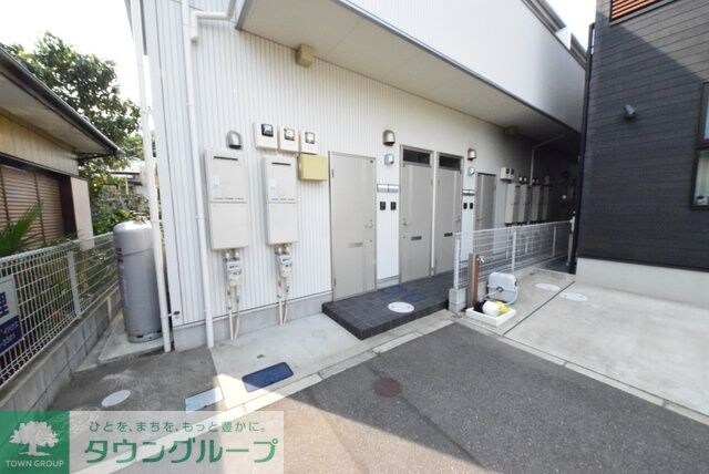 物件内観写真18　(エントランス)