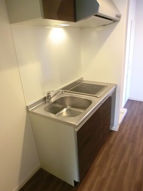 物件内観写真2　(システムキッチン)