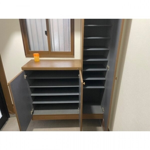 玄関(収納)