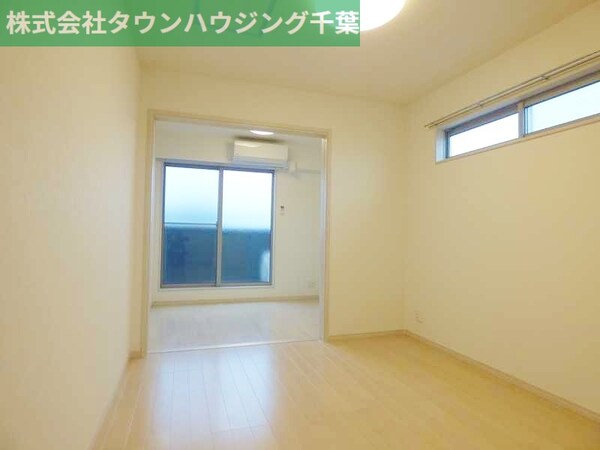 リビング・居室(現地待ち合わせ歓迎♪お問合せはタウンハウジング千葉店まで！)