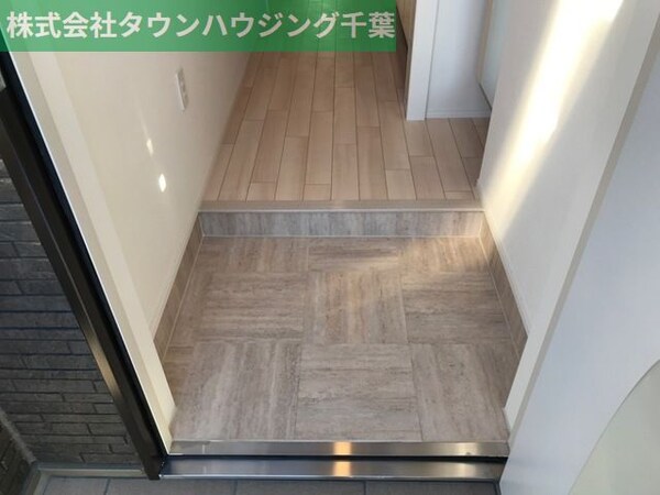 玄関(お部屋探しはタウンハウジング千葉店にお任せ下さい♪)