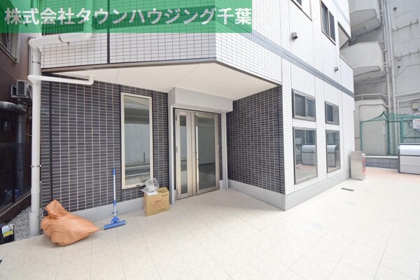 エントランス(お問合せは【タウンハウジング】まで！※現地待合わせ相談可！)