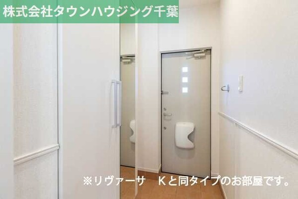 玄関(お部屋探しは【タウンハウジング千葉店】にお任せ下さい♪)