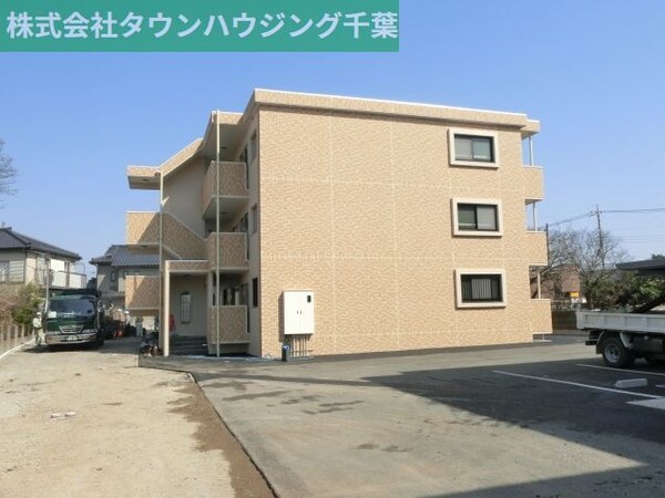 エントランス(お部屋探しは【タウンハウジング千葉店】にお任せ下さい♪)