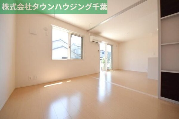 リビング・居室(現地待ち合わせ歓迎♪お問合せはタウンハウジングまで！)