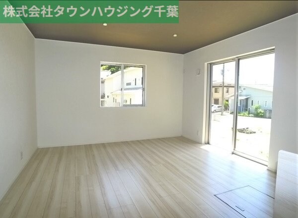 リビング・居室(現地待ち合わせ歓迎♪お問合せはタウンハウジング千葉店まで！)