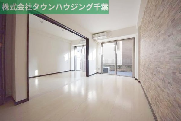 リビング・居室(現地待ち合わせ歓迎♪お問合せはタウンハウジング千葉店まで！)