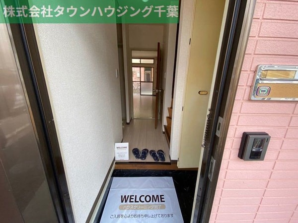 玄関(お部屋探しは【タウンハウジング千葉店】にお任せ下さい♪)