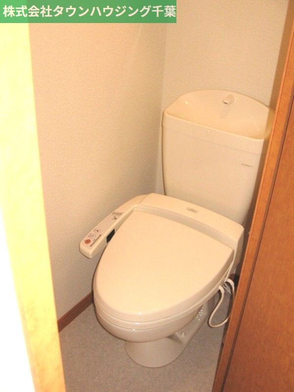 物件内観写真6　(温水洗浄便座)